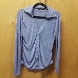 Sollinarry Lt blue button closure V-neck shirt Sz L UUU SHOULDER-HEM 22.5"